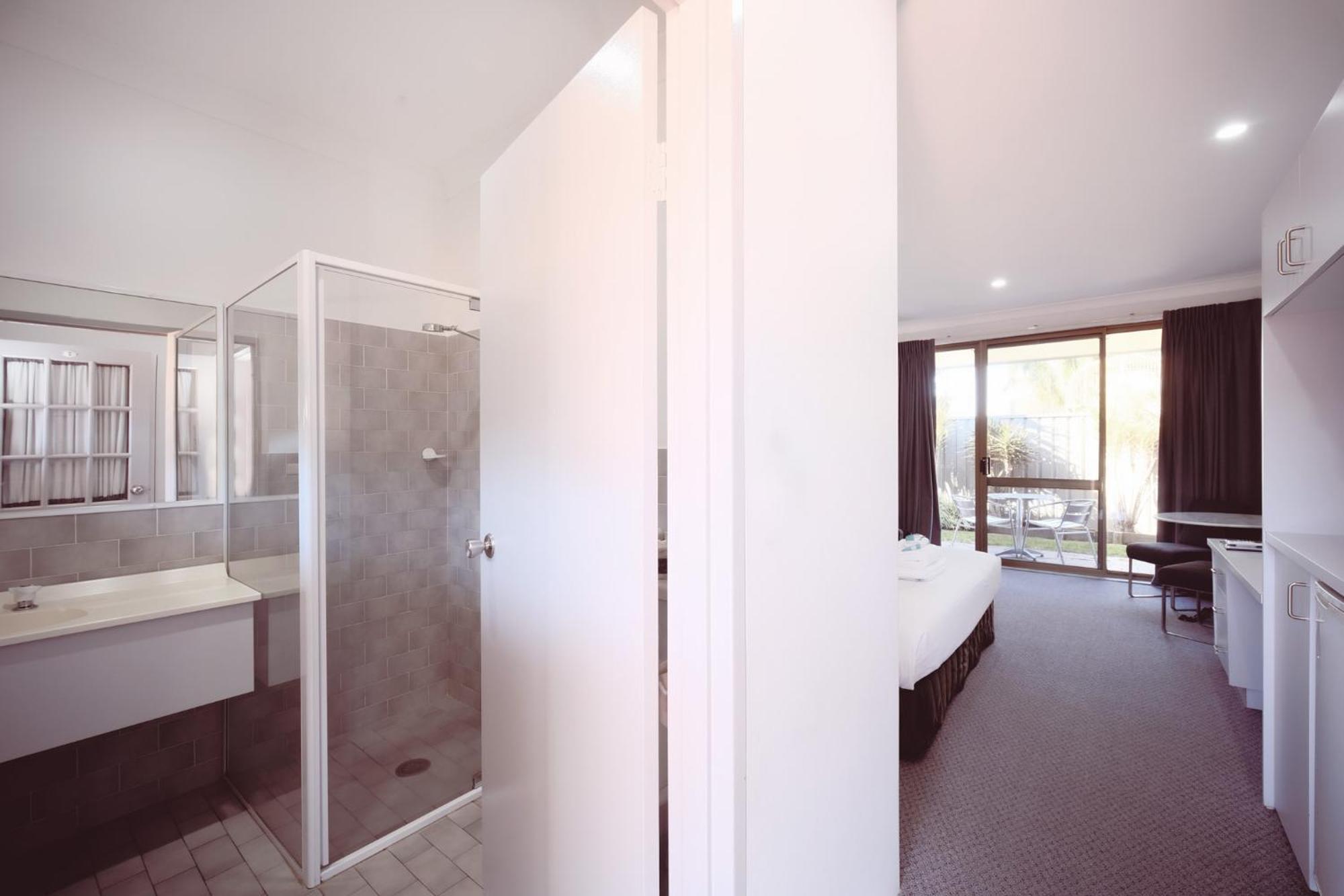 Island Palms Motor Inn Forster Zimmer foto
